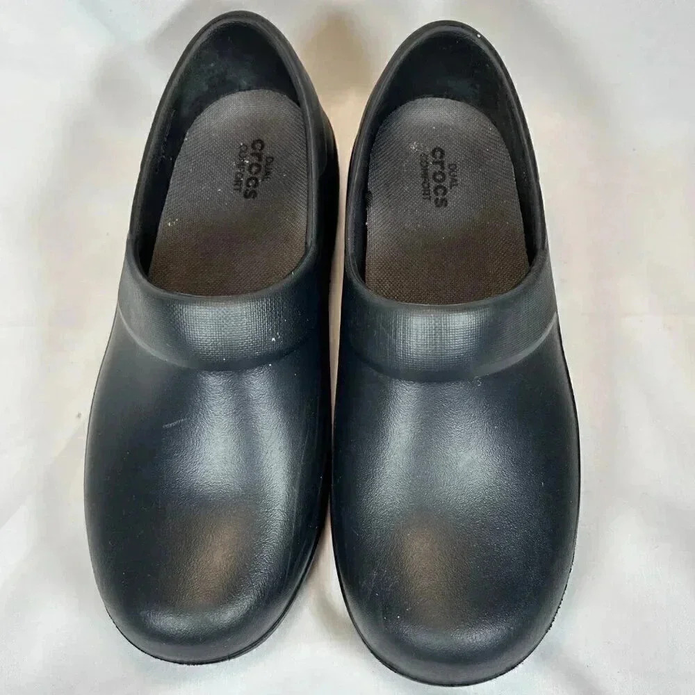 Crocs Size 6W Black Clogs Dual Comfort Nursing Work Clogs Slip On - Picture 3 of 9